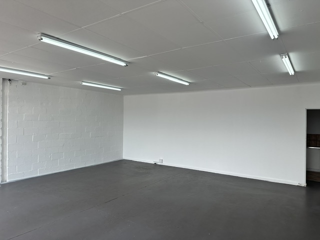 To Let Commercial Property for Rent in Ottery Western Cape